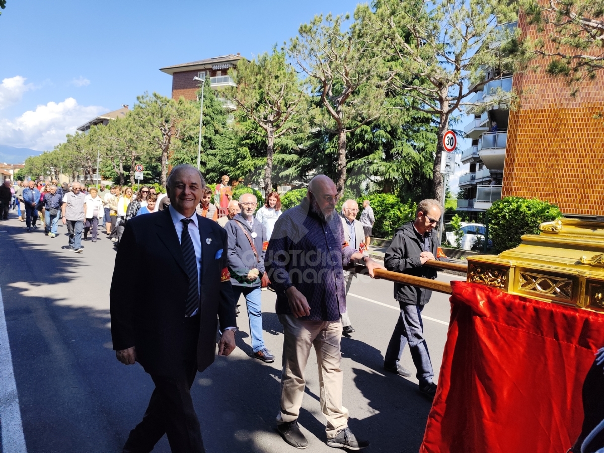 VENARIA - La Patronale dei Santi Marchese e Lorenzo caratterizzata dalla visita dell'Arcivescovo - FOTO