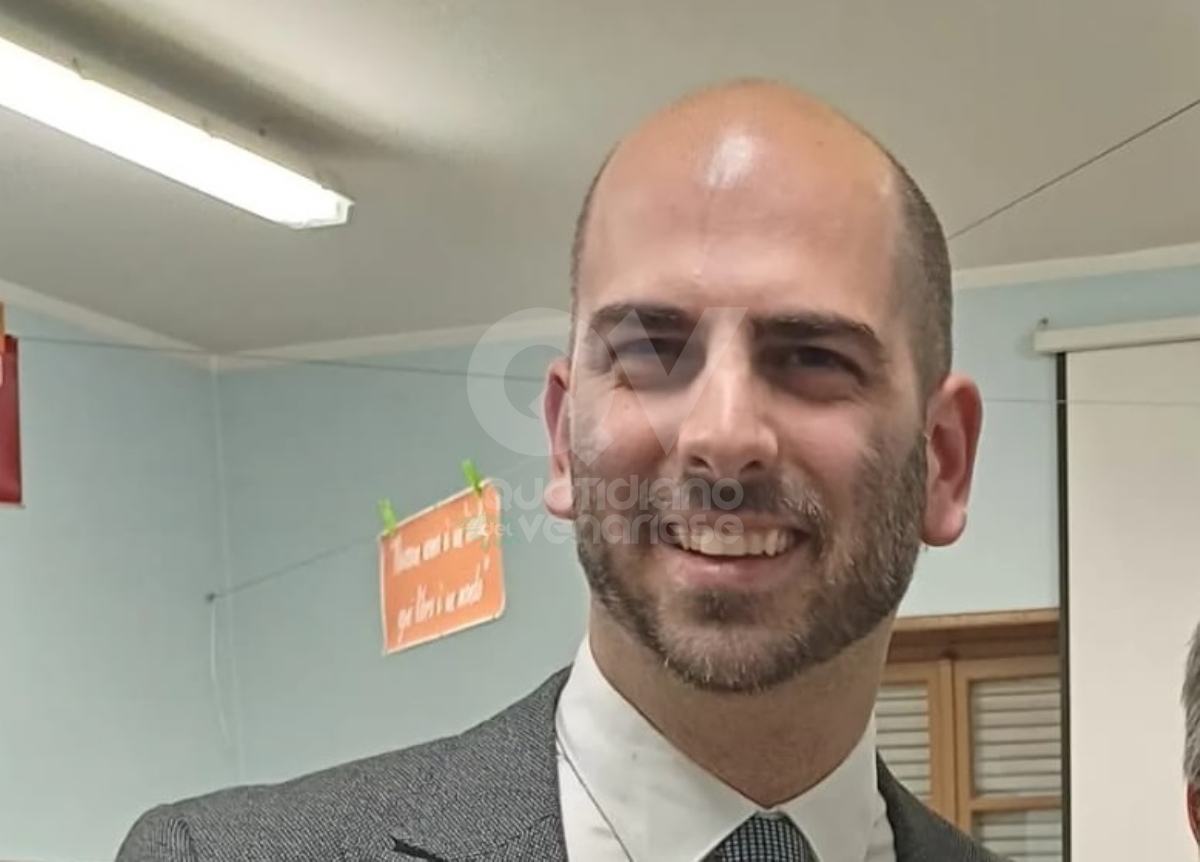 COLLEGNO - Matteo Cavallone vince le primarie: è lui il candidato del centrosinistra - FOTO