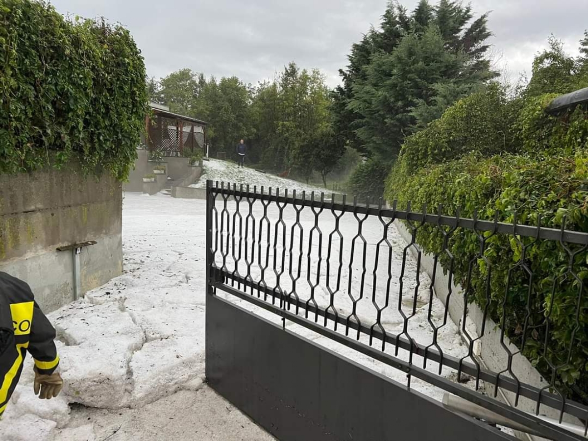 GRANDINATA E ACQUAZZONE - Forti disagi a Givoletto, strade «bianche» in Val Ceronda e Casternone - FOTO