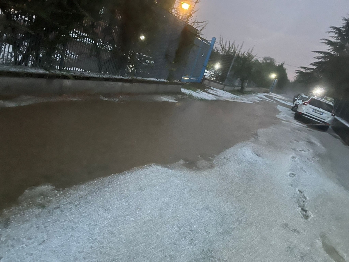 GRANDINATA E ACQUAZZONE - Forti disagi a Givoletto, strade «bianche» in Val Ceronda e Casternone - FOTO