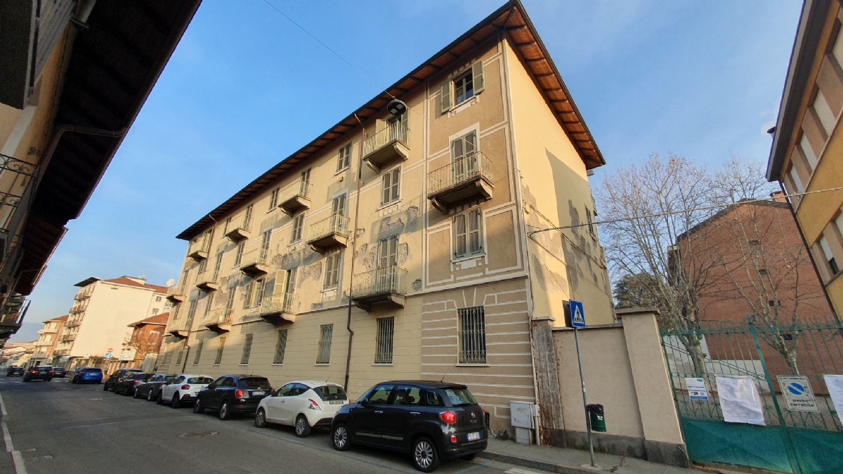 VENARIA - 760mila euro per ammodernare 20 alloggi popolari in via Barolo - FOTO