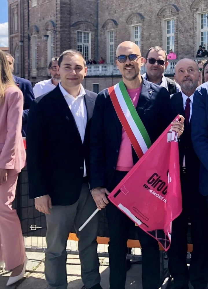 GIRO D'ITALIA A VENARIA - La tappa vinta dall’ecuadoregno Narvaez. Secondo Pogacar - FOTO