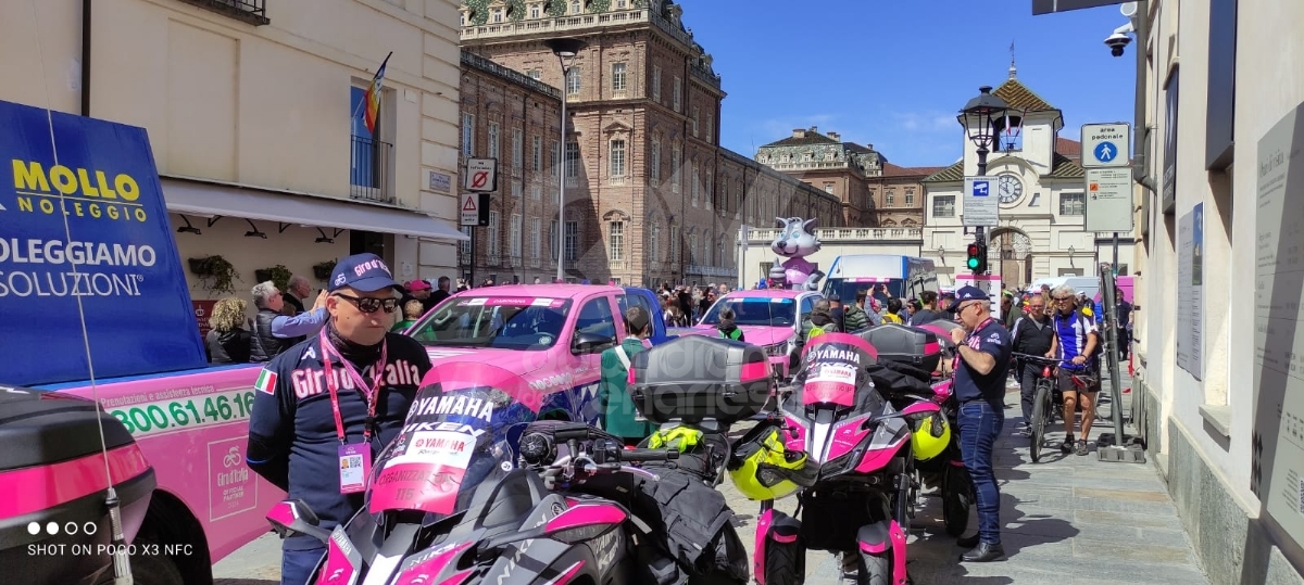 GIRO D'ITALIA A VENARIA - Riviviamo le emozioni della «Grande Partenza» - TUTTE LE FOTO