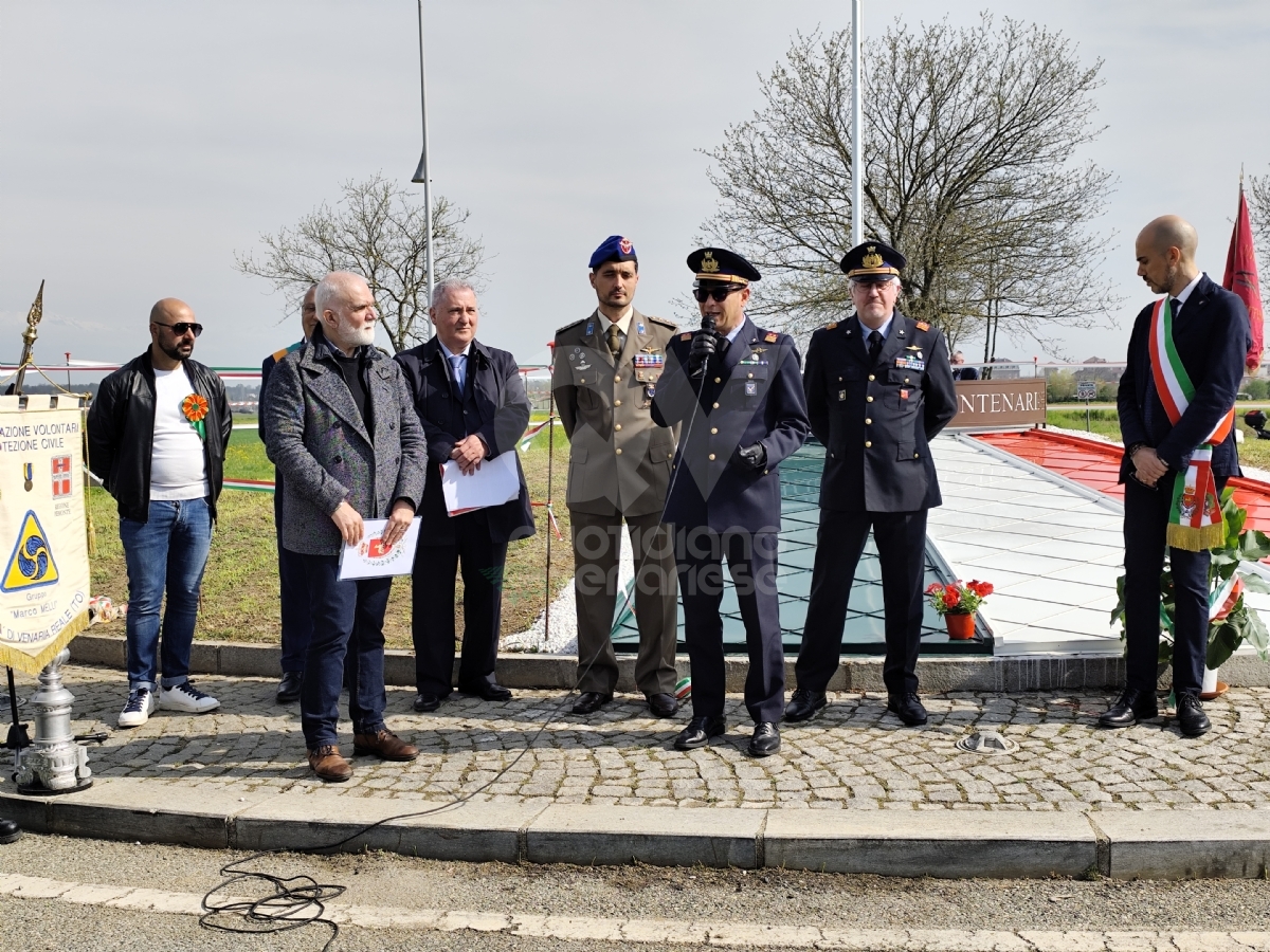 VENARIA - Taglio del nastro per la «Rotonda dei Centenari» in viale Faccioli - FOTO