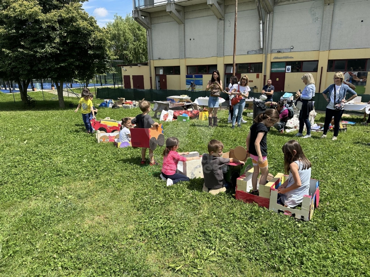 SAN GILLIO - Successo per il raduno delle auto storiche alla Bizzarria - FOTO