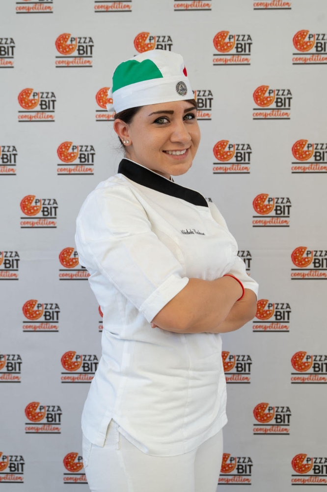 ALPIGNANO - La pizzaiola Michela Carbone alla finale della «Bit Competition» a Gragnano Trebbiense - FOTO