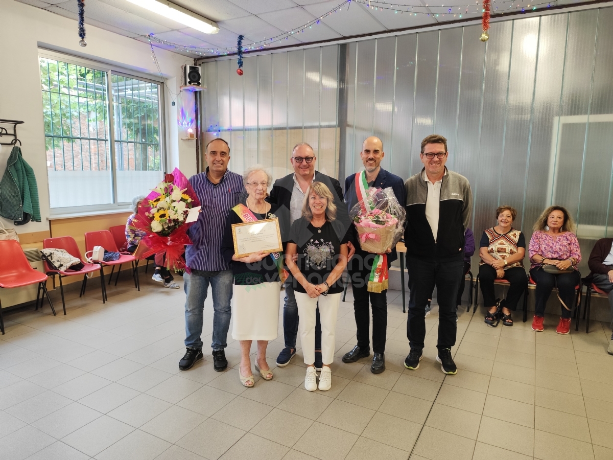 TORINO-VENARIA - I cento anni della signora Pia Mila: grande festa al Centro d'Incontro - FOTO