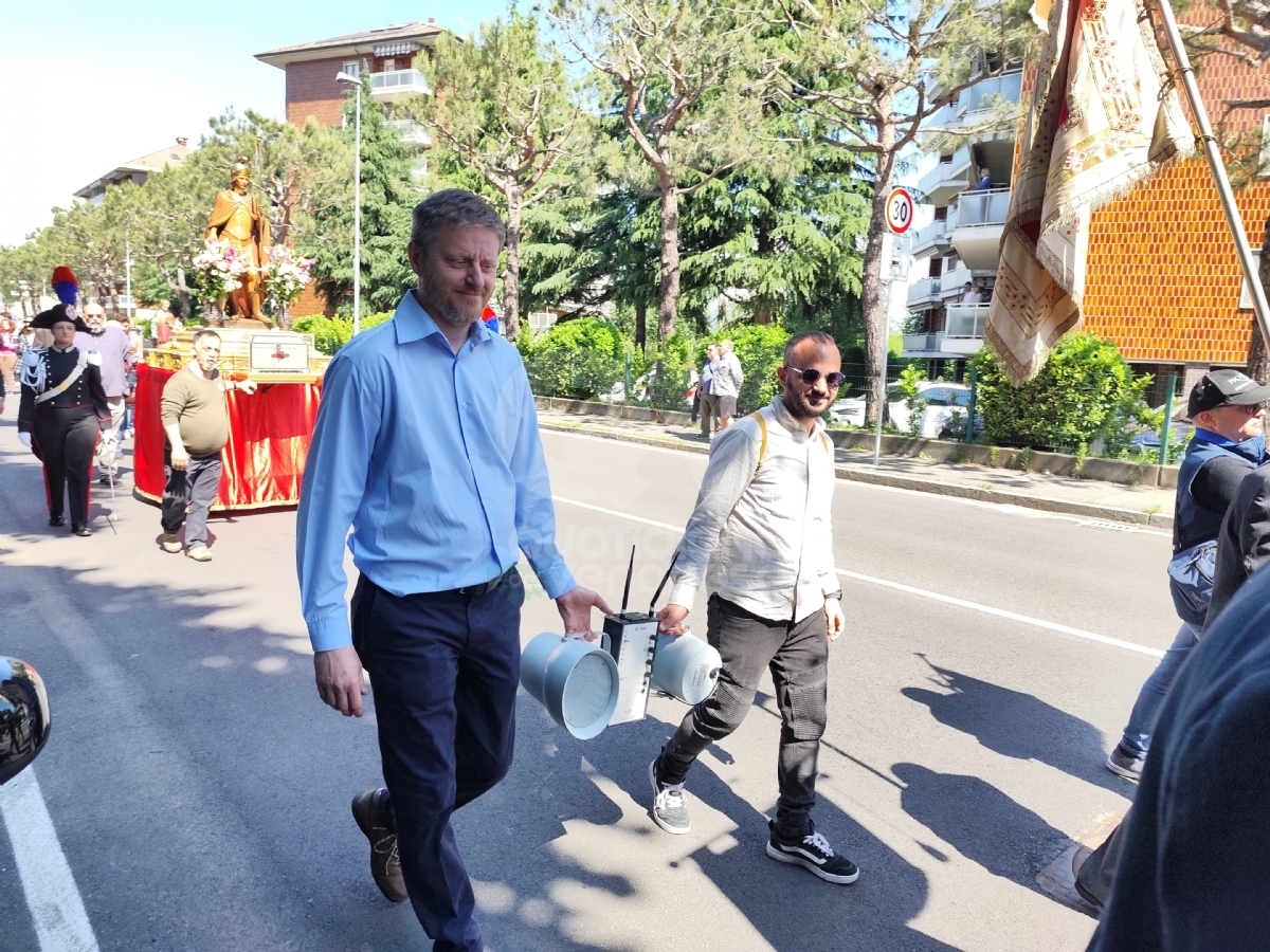 VENARIA - La Patronale dei Santi Marchese e Lorenzo caratterizzata dalla visita dell'Arcivescovo - FOTO