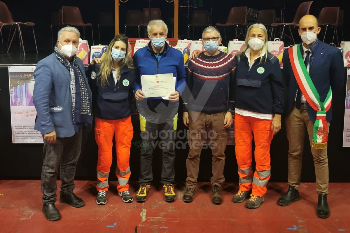 VENARIA - Premiate le associazioni che hanno dato una mano durante l'emergenza Covid - FOTO