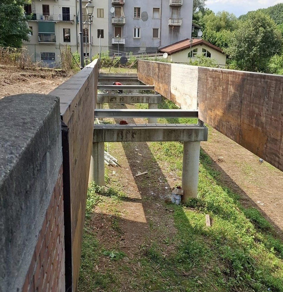 VENARIA - Entra nel vivo la riqualificazione della «Passerella Mazzini» - FOTO