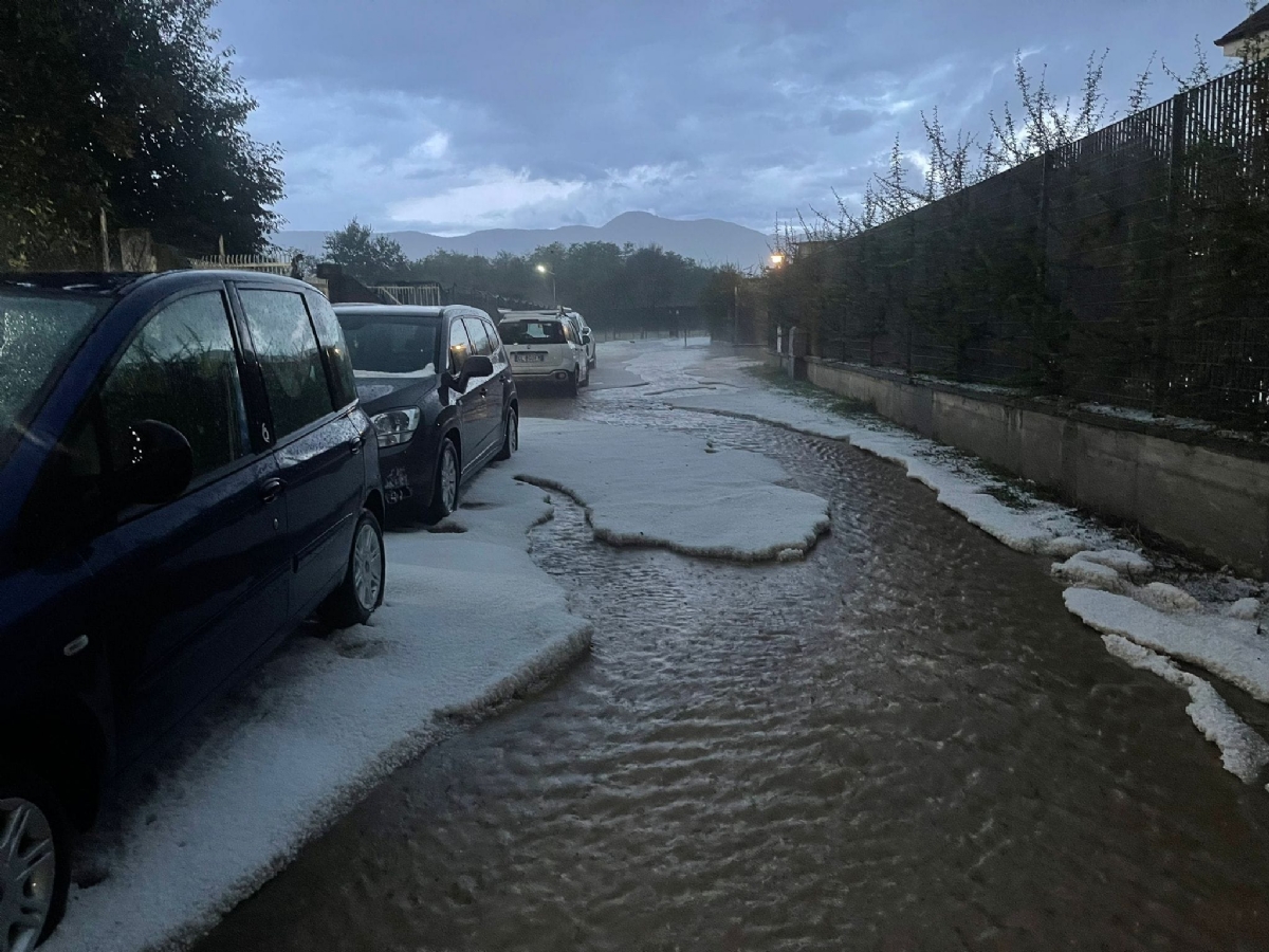 GRANDINATA E ACQUAZZONE - Forti disagi a Givoletto, strade «bianche» in Val Ceronda e Casternone - FOTO