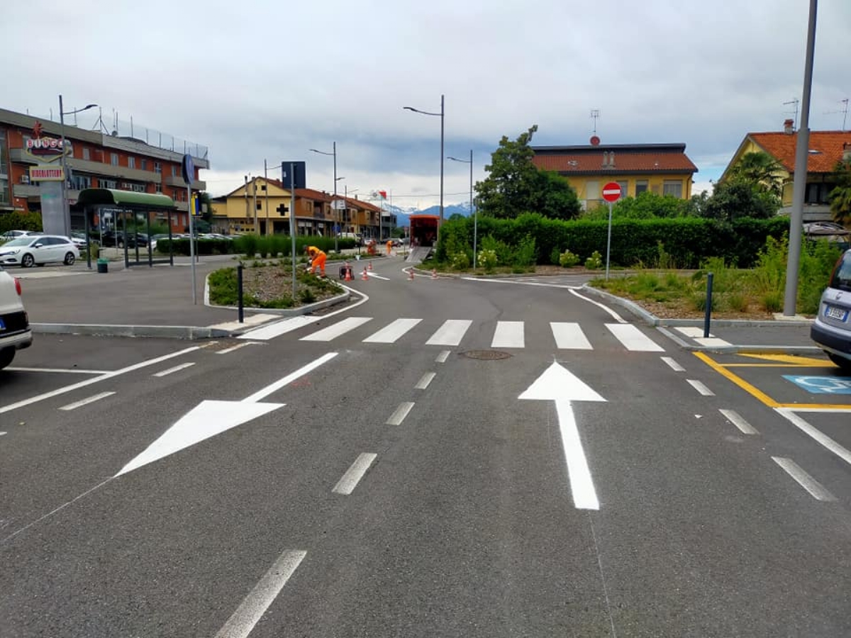 BORGARO - Cambia la viabilità: una parte di via Ciriè diventa a doppio senso di circolazione - FOTO