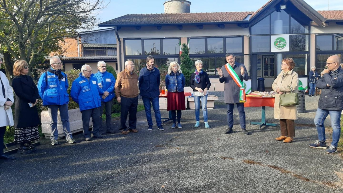 BORGARO - Per altri quattro anni il «Sea» avrà un mezzo per trasportare gli anziani - FOTO