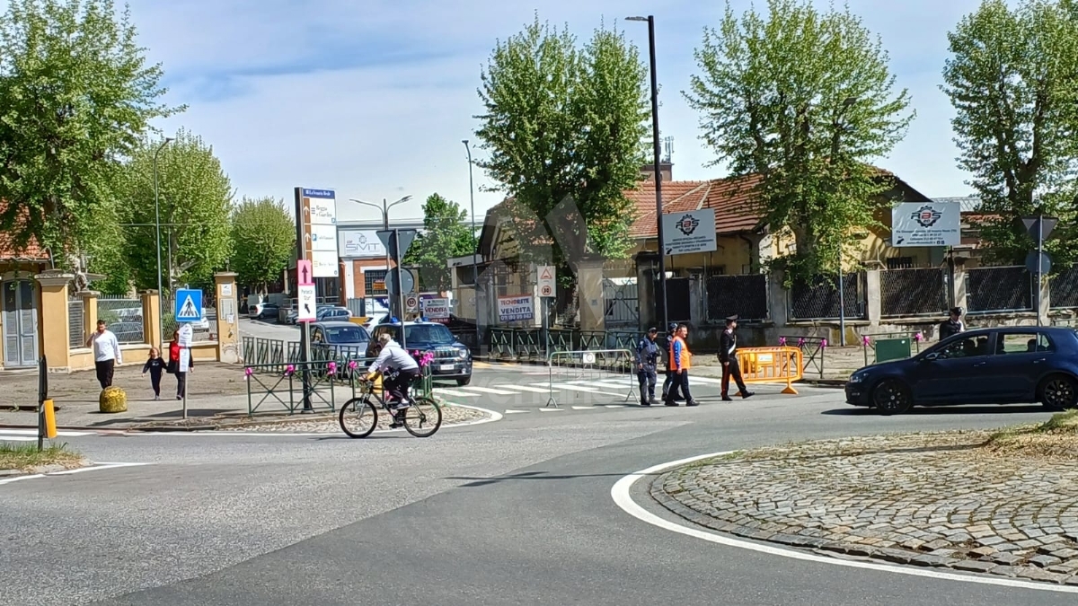 GIRO D'ITALIA A VENARIA - Riviviamo le emozioni della «Grande Partenza» - TUTTE LE FOTO