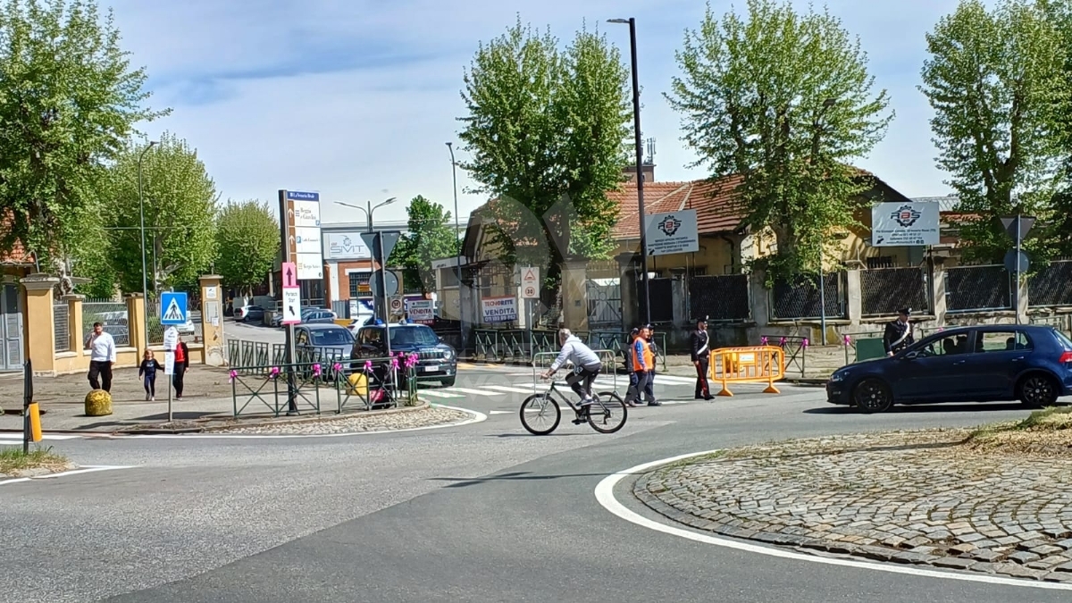 GIRO D'ITALIA A VENARIA - Riviviamo le emozioni della «Grande Partenza» - TUTTE LE FOTO