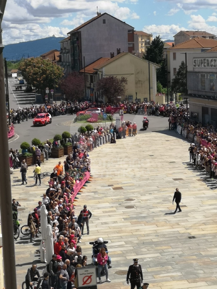 GIRO D'ITALIA A VENARIA - Riviviamo le emozioni della «Grande Partenza» - TUTTE LE FOTO