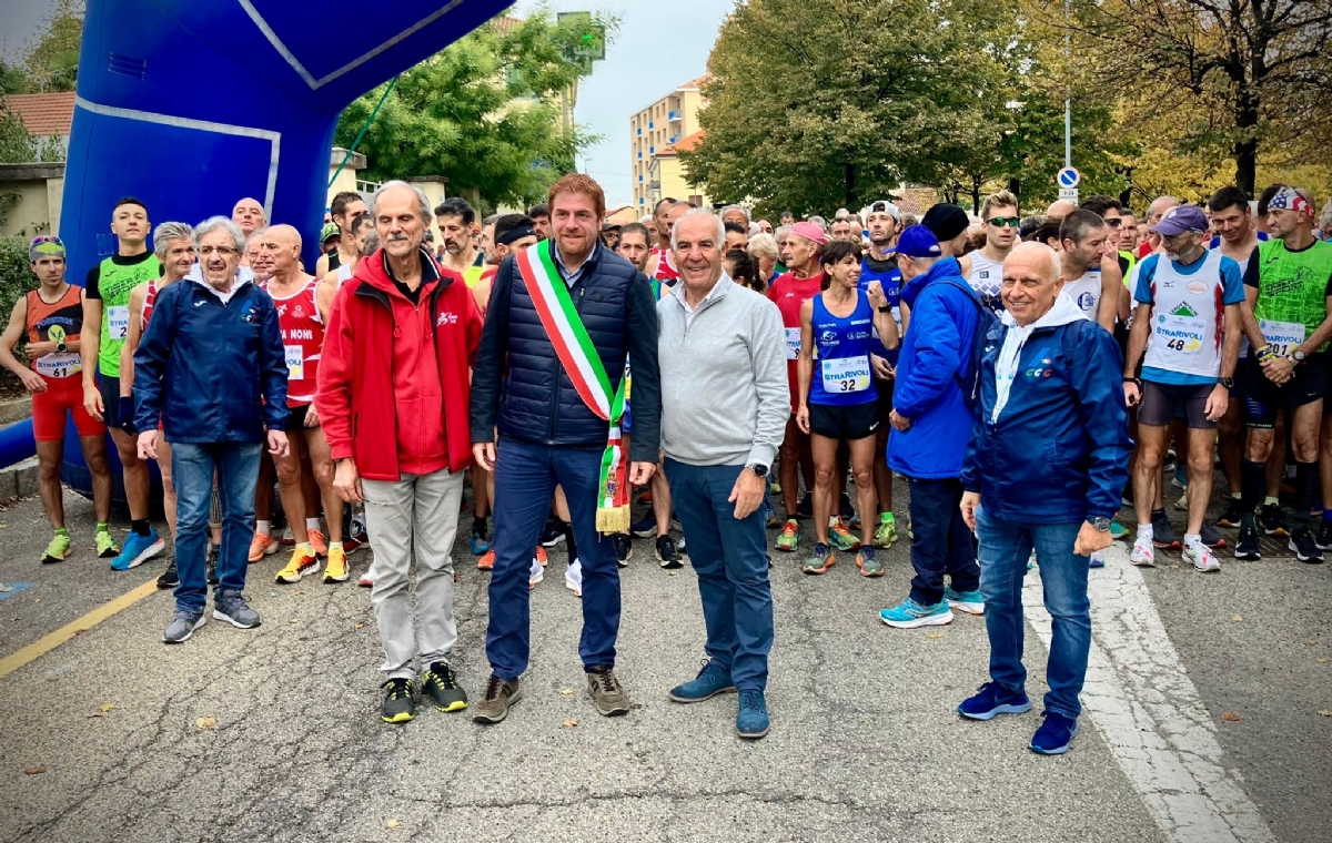 RIVOLI - Successo per l'edizione 37 della «StraRivoli» - FOTO