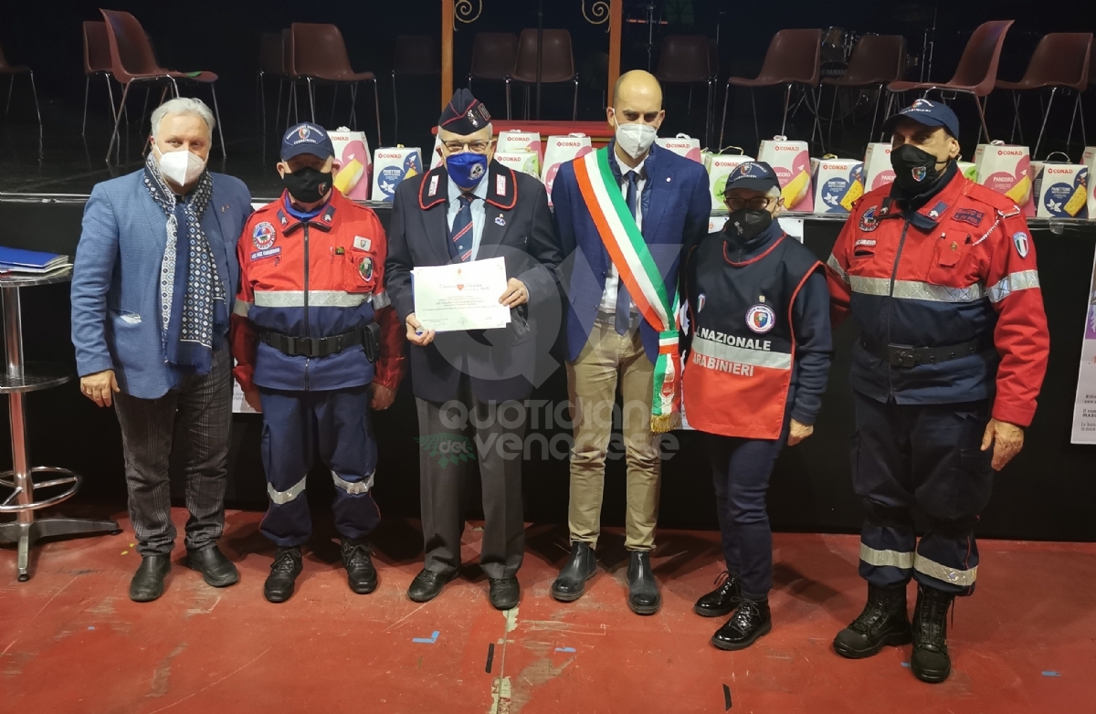 VENARIA - Premiate le associazioni che hanno dato una mano durante l'emergenza Covid - FOTO