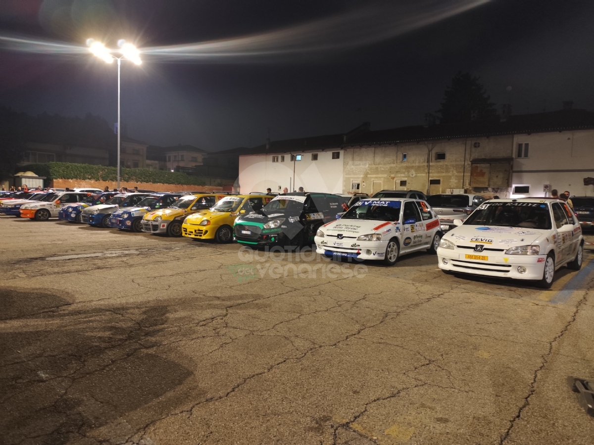 VENARIA - In Città la magia del Rally: tantissimi i curiosi e gli appassionati - FOTO