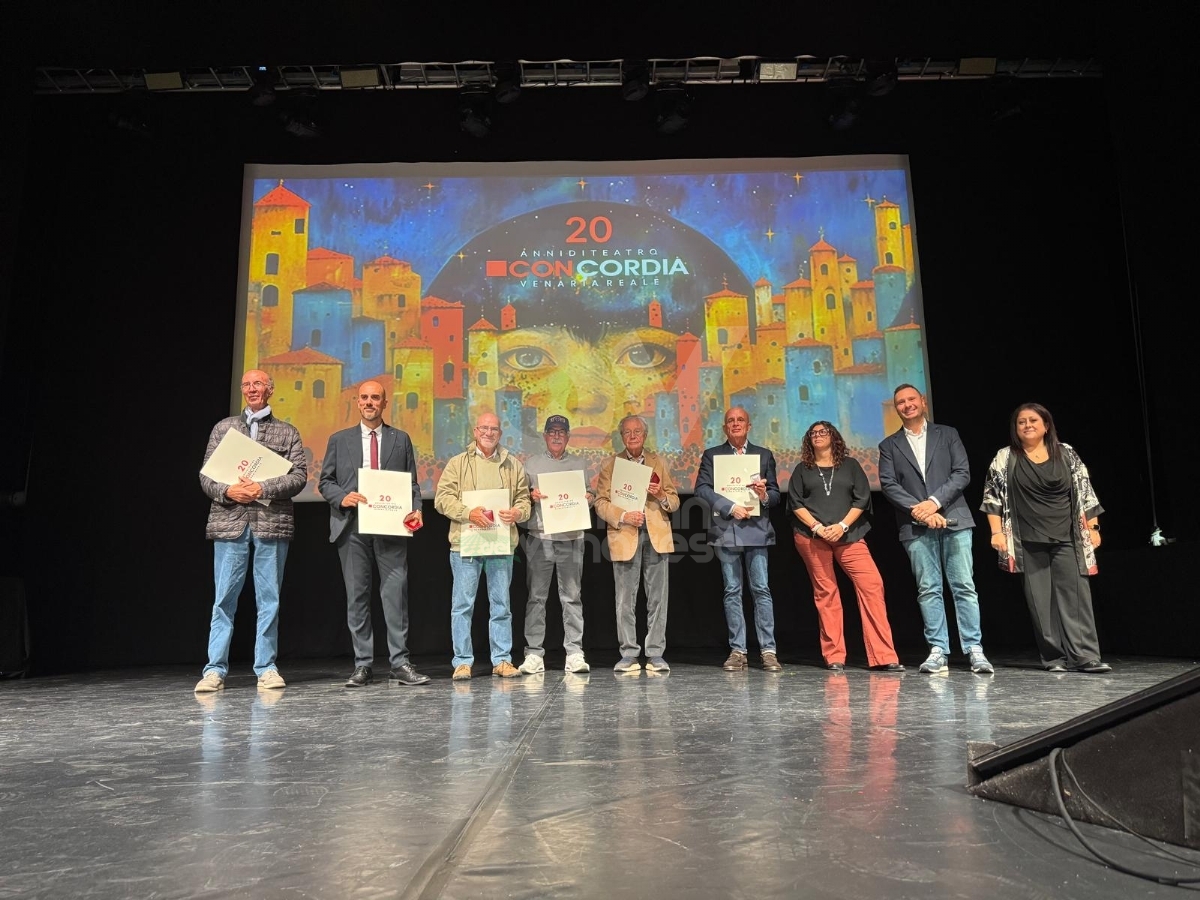 VENARIA - Tra racconti e aneddoti, la grande festa per i venti anni del Teatro Concordia - FOTO