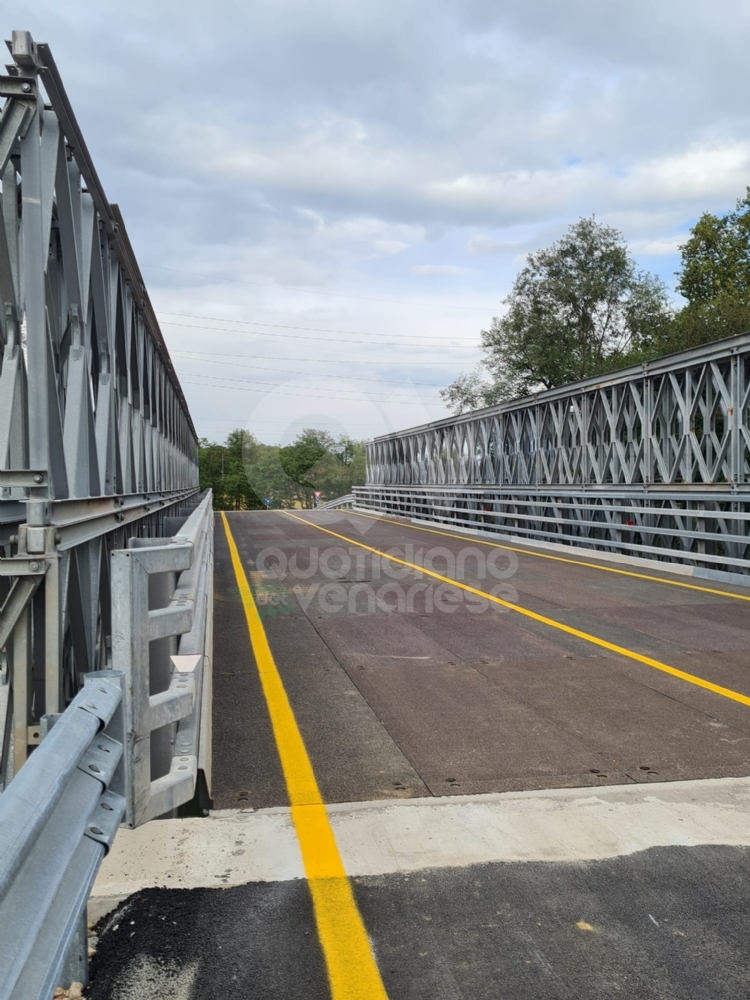 VENARIA - Aperto al traffico il ponte provvisorio sul Ceronda: chiuso temporaneamente il Castellamonte - FOTO