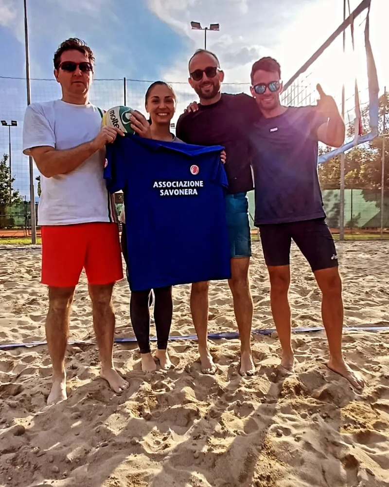 SAVONERA-SAN GILLIO - Associazione Savonera: alla «Bizzarria» padel e beach in favore del Regina Margherita - FOTO