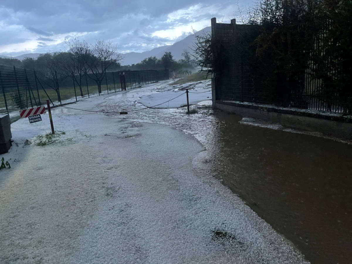 GRANDINATA E ACQUAZZONE - Forti disagi a Givoletto, strade «bianche» in Val Ceronda e Casternone - FOTO