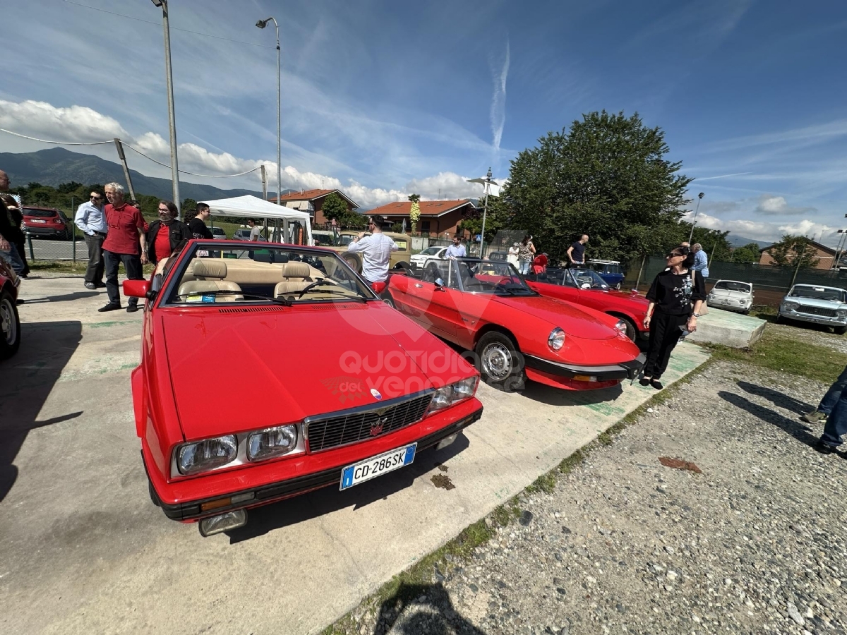 SAN GILLIO - Successo per il raduno delle auto storiche alla Bizzarria - FOTO