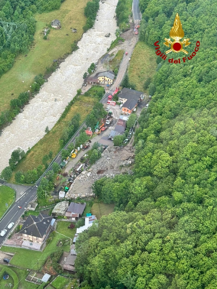 MALTEMPO A MATHI - Evacuate a scopo precauzionale due famiglie dai Vigili del Fuoco