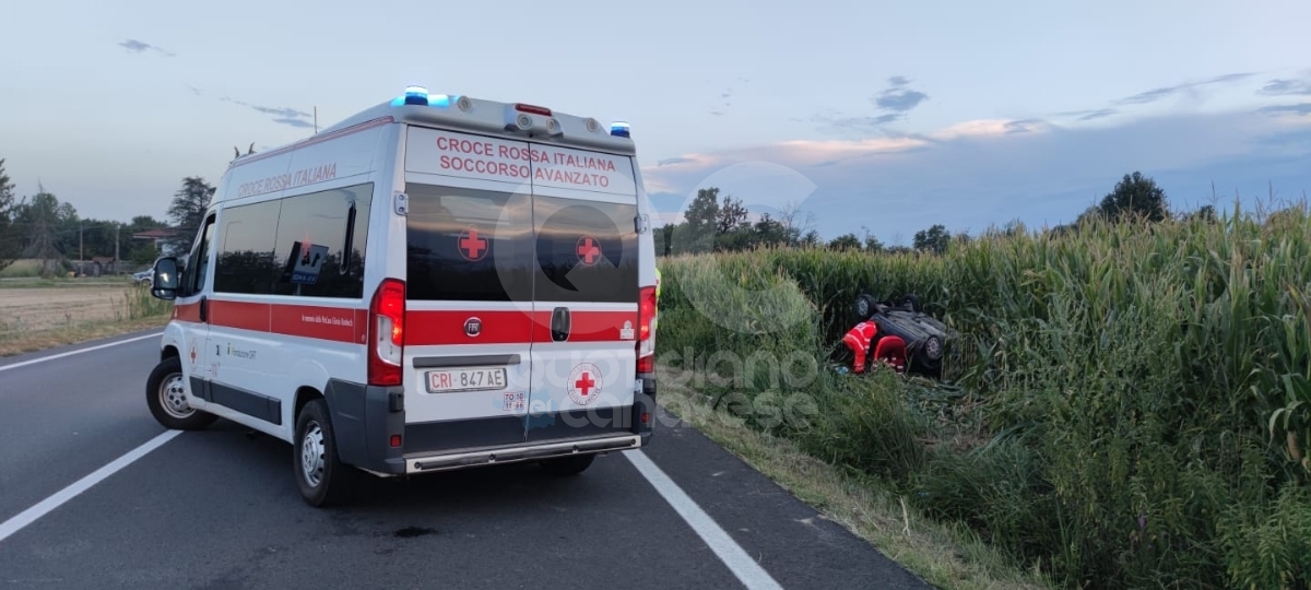 INCIDENTE SULLA 460 - Perde il controllo dell'auto e finisce fuori strada: ferito 49enne di BORGARO - FOTO