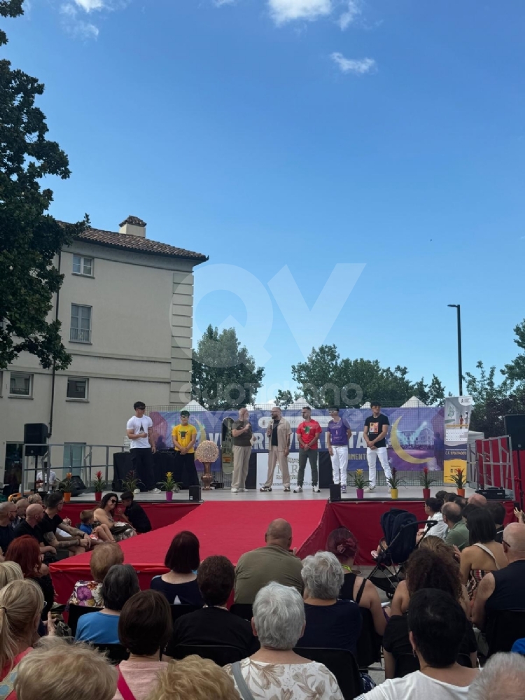 VENARIA - Moda, inclusione e solidarietà: il successo della sfilata in favore del Regina Margherita - FOTO