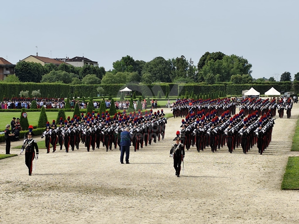 VENARIA - Emozione per il Giuramento degli Allievi Carabinieri in Reggia - FOTO E VIDEO