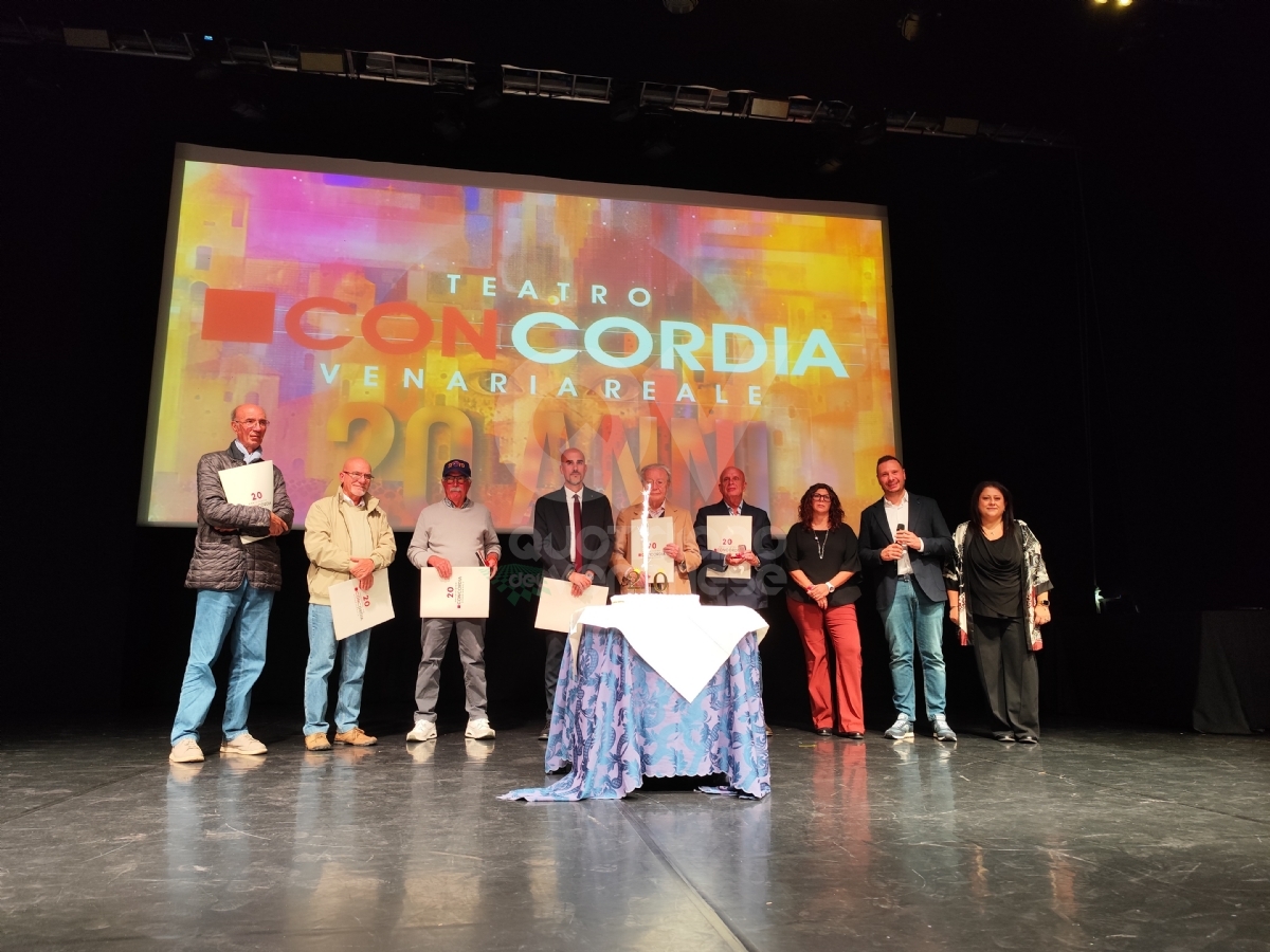 VENARIA - Tra racconti e aneddoti, la grande festa per i venti anni del Teatro Concordia - FOTO