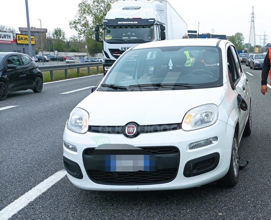 INCIDENTE IN TANGENZIALE A COLLEGNO Tamponamento Fra Tre Mezzi Un Ferito FOTO